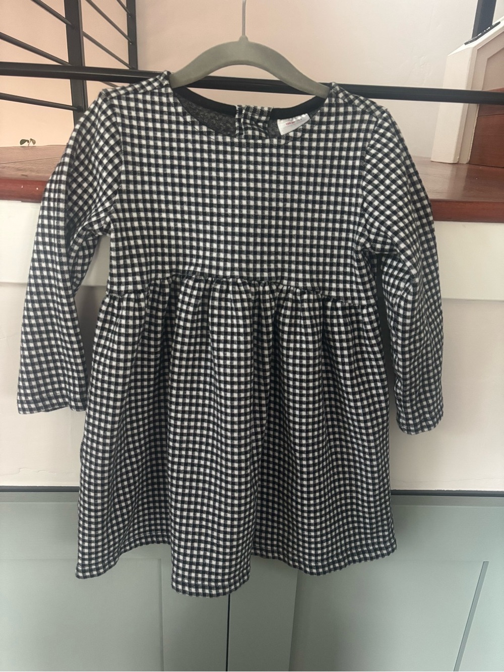 Hanna Andersson Black and White Gingham Long-Sleeve Dress